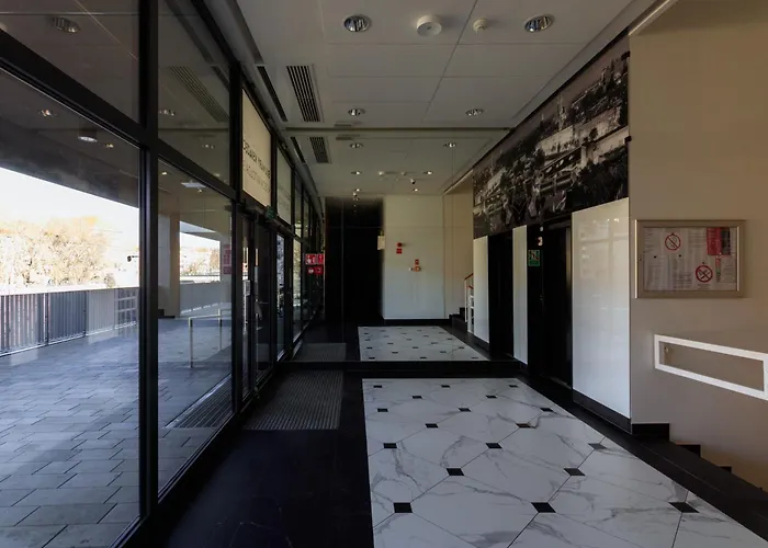 Bulvary Ksiazece, Sun&snow * Wroclaw